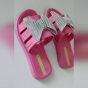 Ipanema Sandals Size-12 toddler/little girl.